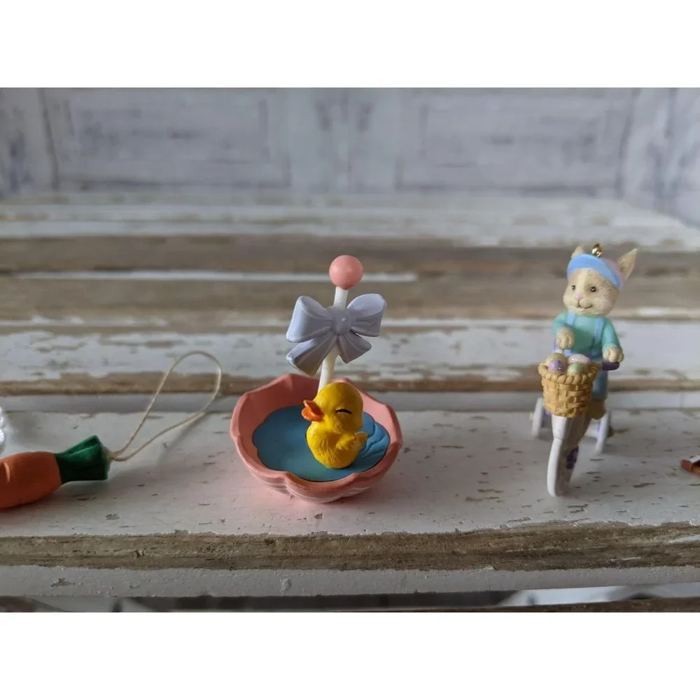 Vintage Mini‎ Easter ornament carrots duck spring t